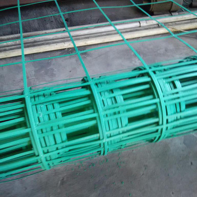 鋼塑土工格柵 安平廠家供應(yīng)的國標(biāo)產(chǎn)品價格、圖片與優(yōu)勢解析